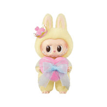 POP MART LABUBU THE MONSTERS LET'S CHECKMATE VINYL PLUSH HANGING CARD (QUEEN) PopMart